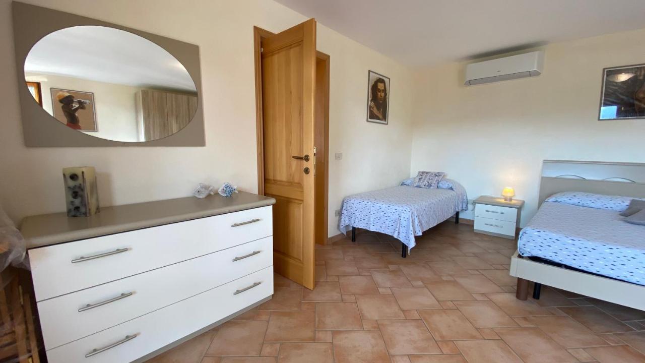 Villetta Di Rosa Procchio  Dış mekan fotoğraf